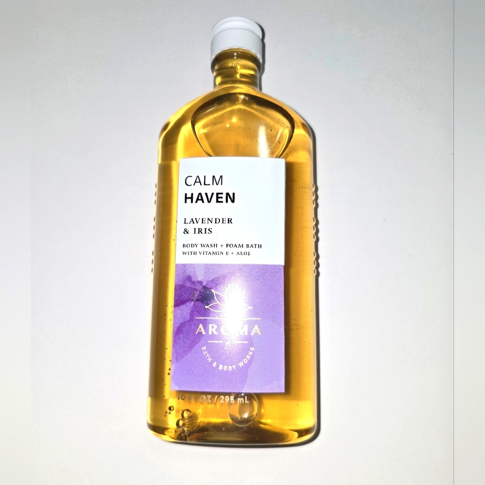 Bath & Body Works Calm Haven Lavender and Iris Body Wash Brand New
